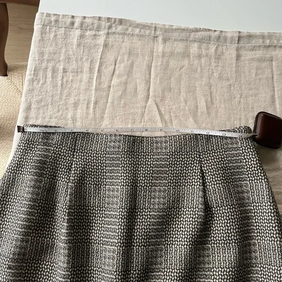 Ports Pencil Skirt - fully lined - Picture 7 of 9